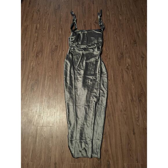 Petal & Pup Dress Womens XL Gray Satin Maxi Tie Strap Formal Evening Gown New - Picture 1 of 5